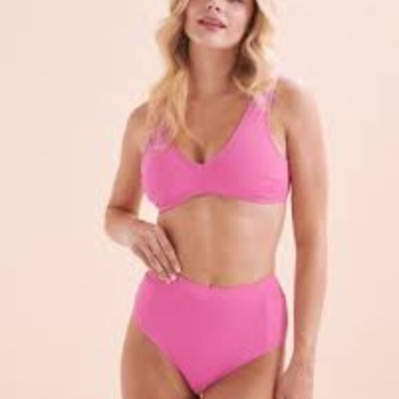 NWT Quintsoul Malibu Pink Bikini Top - Size S - Picture 6 of 6